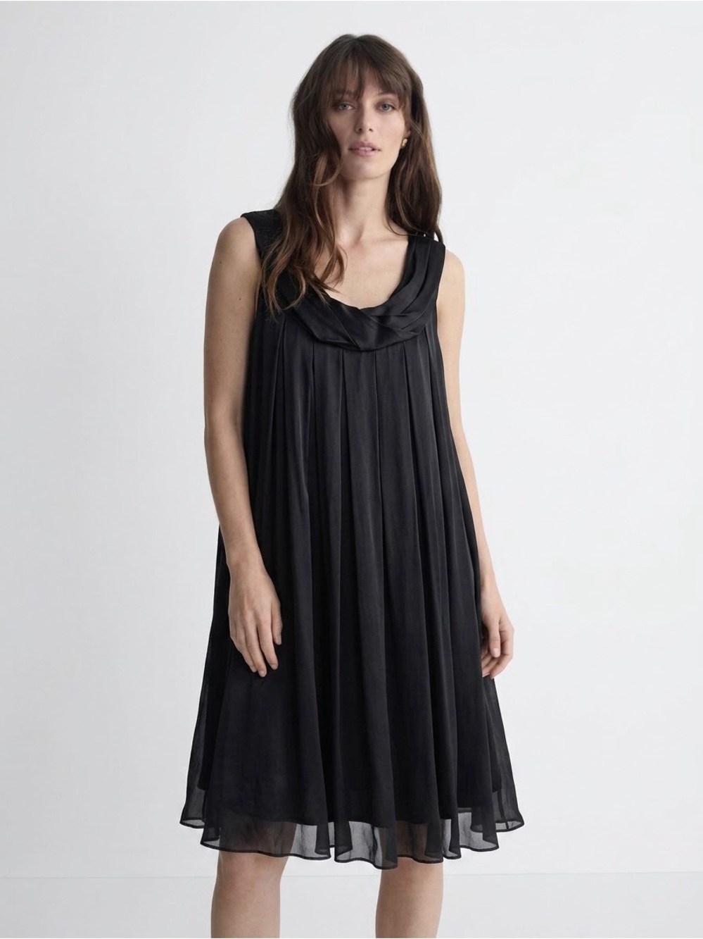 DIANE VON FURSTENBERG Women's Black Spinoza Sleeveless Silk Baby Doll Dress Sz 4